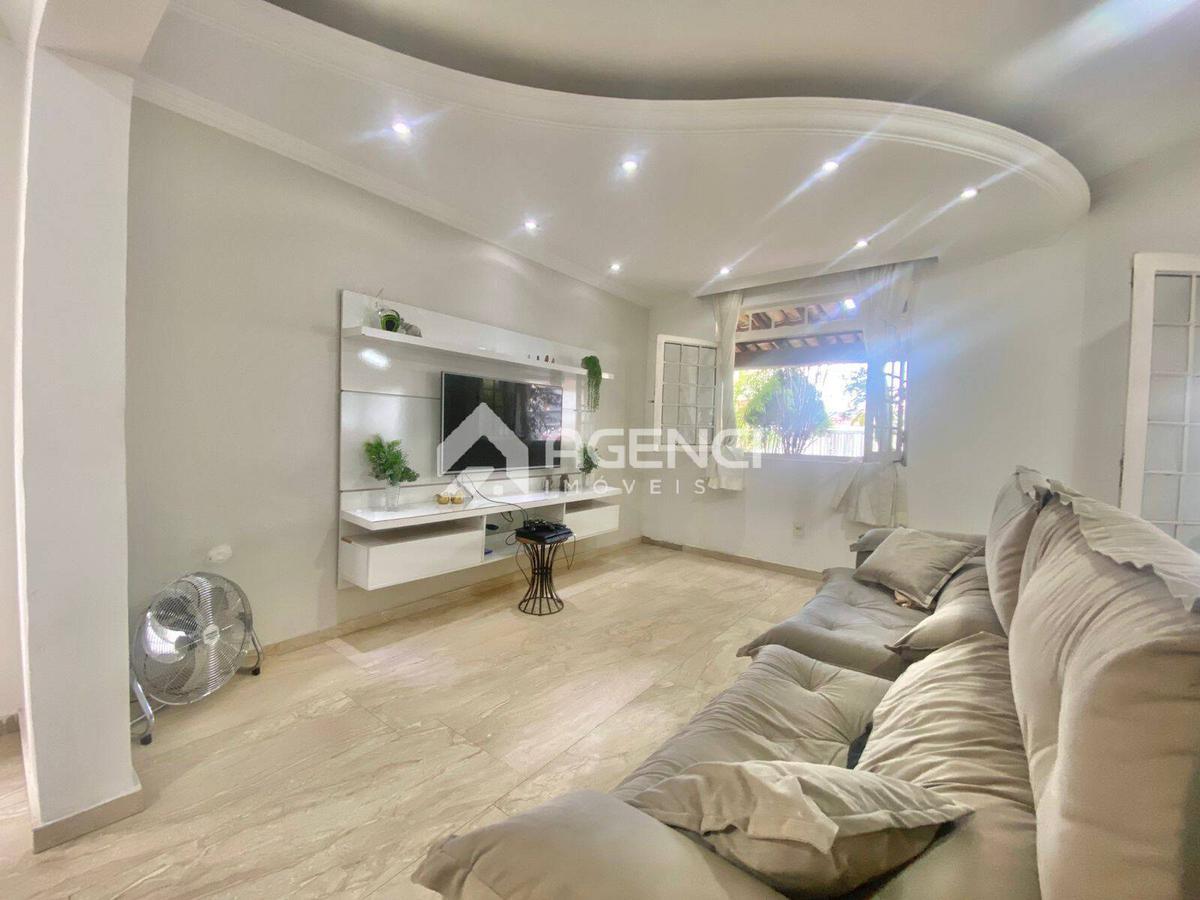 Casa, Serrano, 4 Quartos, 0 Vaga, 1 Suíte