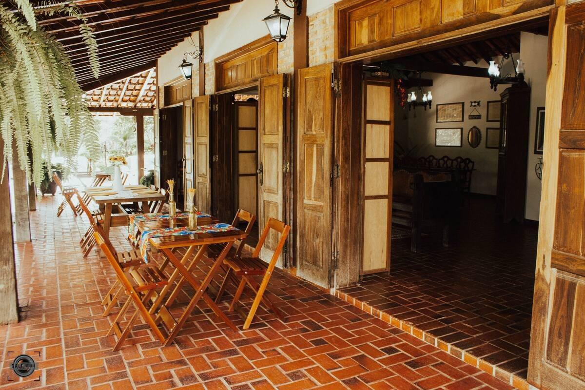 Casa, Caiapós, 5 Quartos, 10 Vagas, 5 Suítes