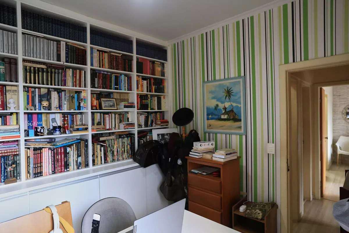 Apartamento, Sagrada Família, 3 Quartos, 1 Vaga, 1 Suíte