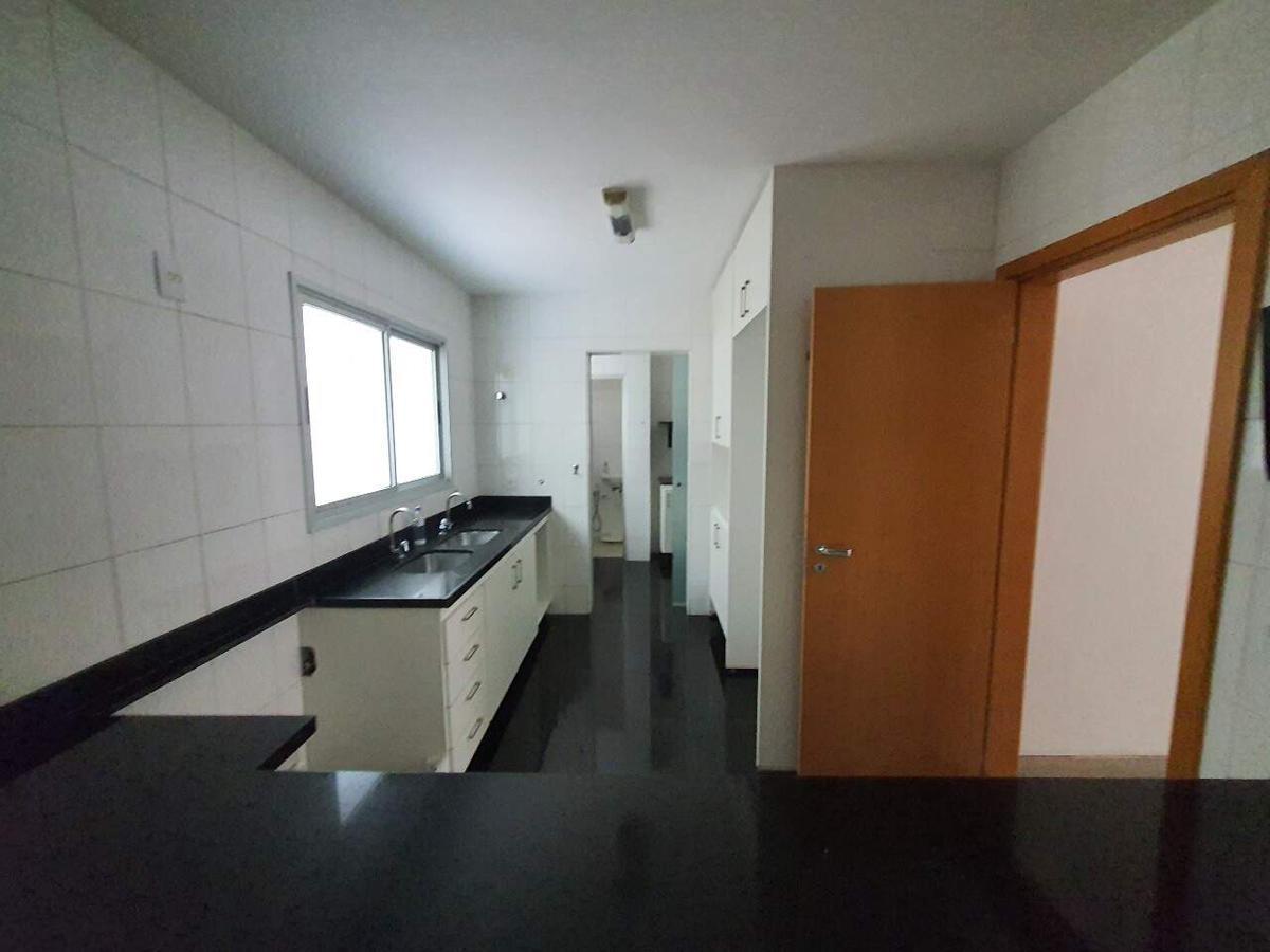 Apartamento, Funcionários, 4 Quartos, 3 Vagas, 1 Suíte