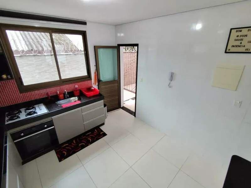 Casa, Trevo, 3 Quartos, 2 Vagas, 1 Suíte