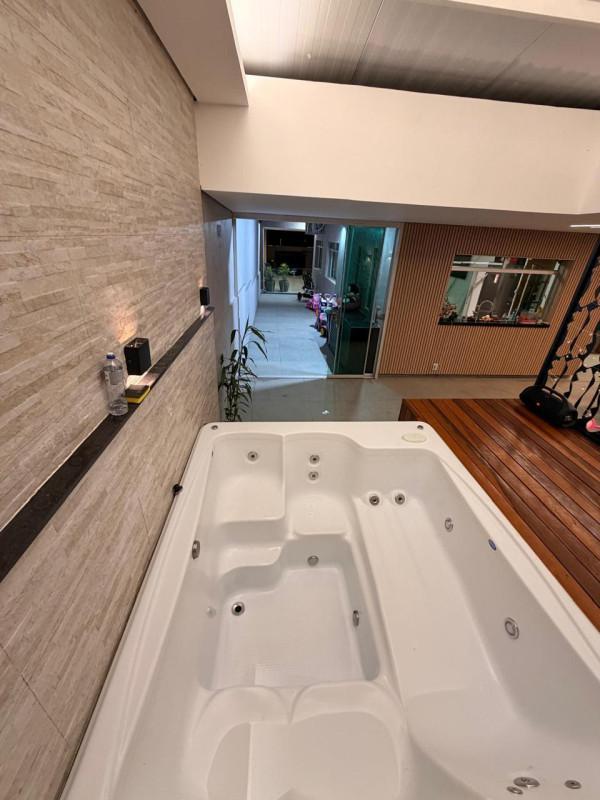 Casa, Portal do Sol, 3 Quartos, 5 Vagas, 1 Suíte