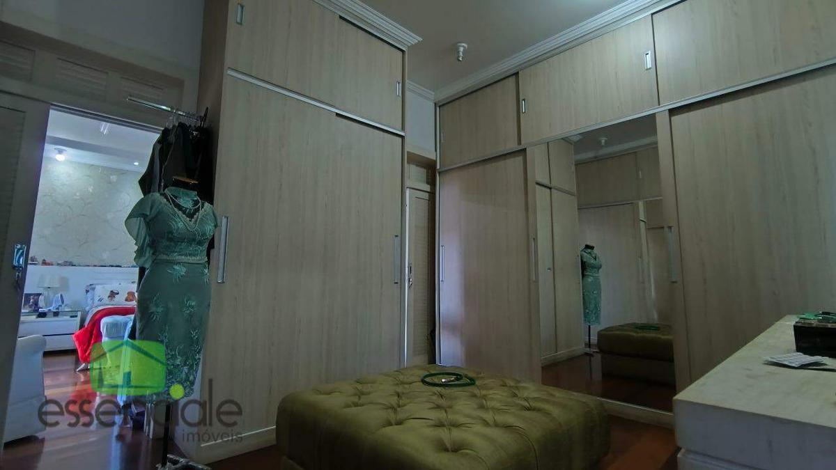 Casa, Novo Eldorado, 4 Quartos, 2 Vagas, 2 Suítes