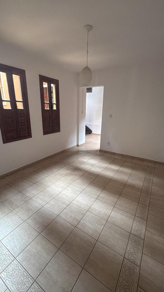 Casa, Bela Vista, 4 Quartos, 0 Vaga, 1 Suíte