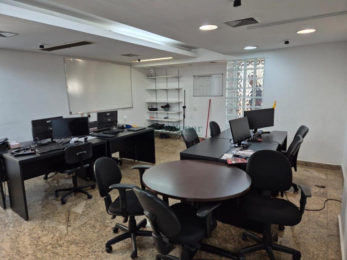 Galpão, Funcionários, 0 Quarto, 0 Vaga