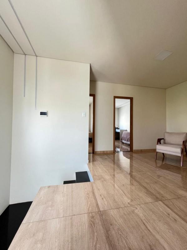 Casa, Vila Satélite, 3 Quartos, 4 Vagas, 1 Suíte