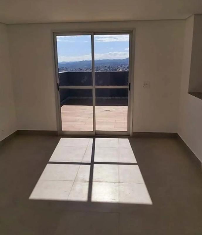Cobertura, Sagrada Família, 3 Quartos, 2 Vagas, 1 Suíte