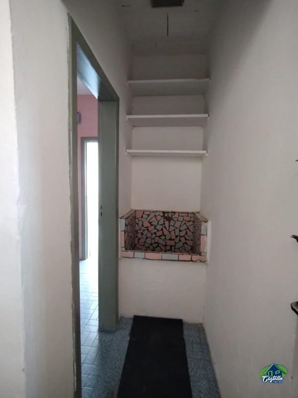 Casa, Cachoeirinha, 2 Quartos, 0 Vaga