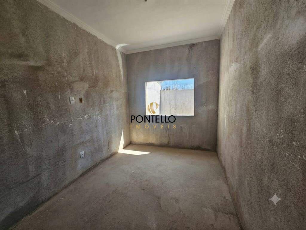 Casa, Cidade de Deus, 2 Quartos, 2 Vagas