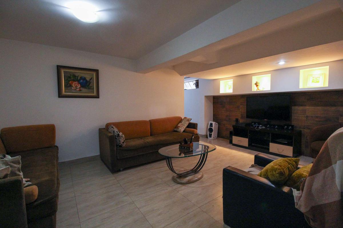 Casa, Dona Clara, 3 Quartos, 4 Vagas, 1 Suíte