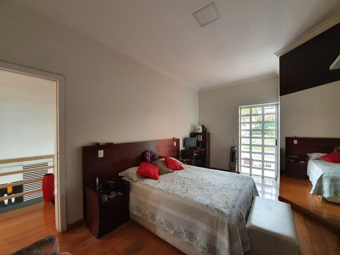 Casa, Jardim Riacho das Pedras, 4 Quartos, 6 Vagas, 3 Suítes