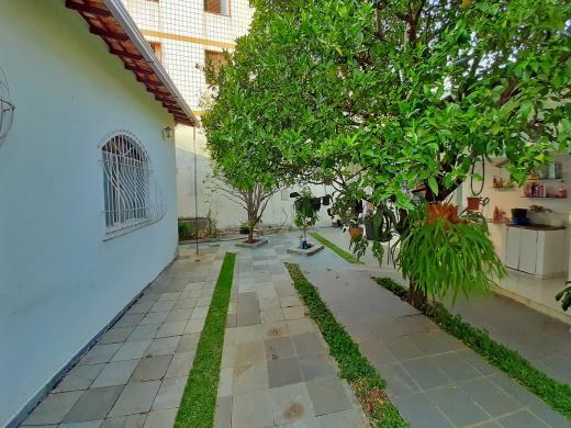 Casa, Cidade Nova, 3 Quartos, 2 Vagas, 1 Suíte