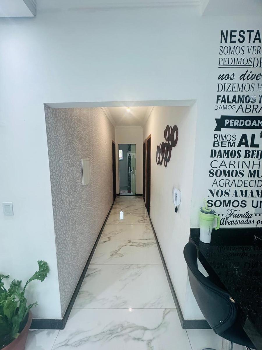 Casa, Parque Xangri-lá, 3 Quartos, 2 Vagas, 1 Suíte