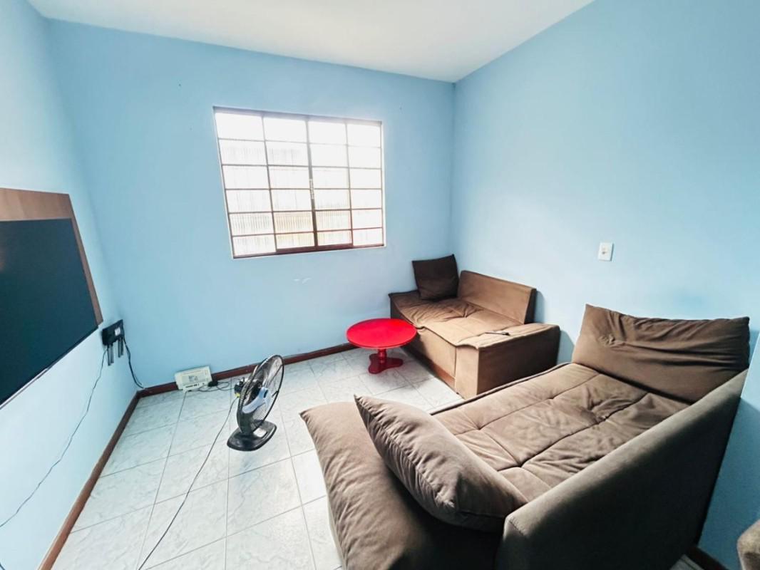 Casa Comercial, Jardim Leblon, 4 Quartos, 0 Vaga
