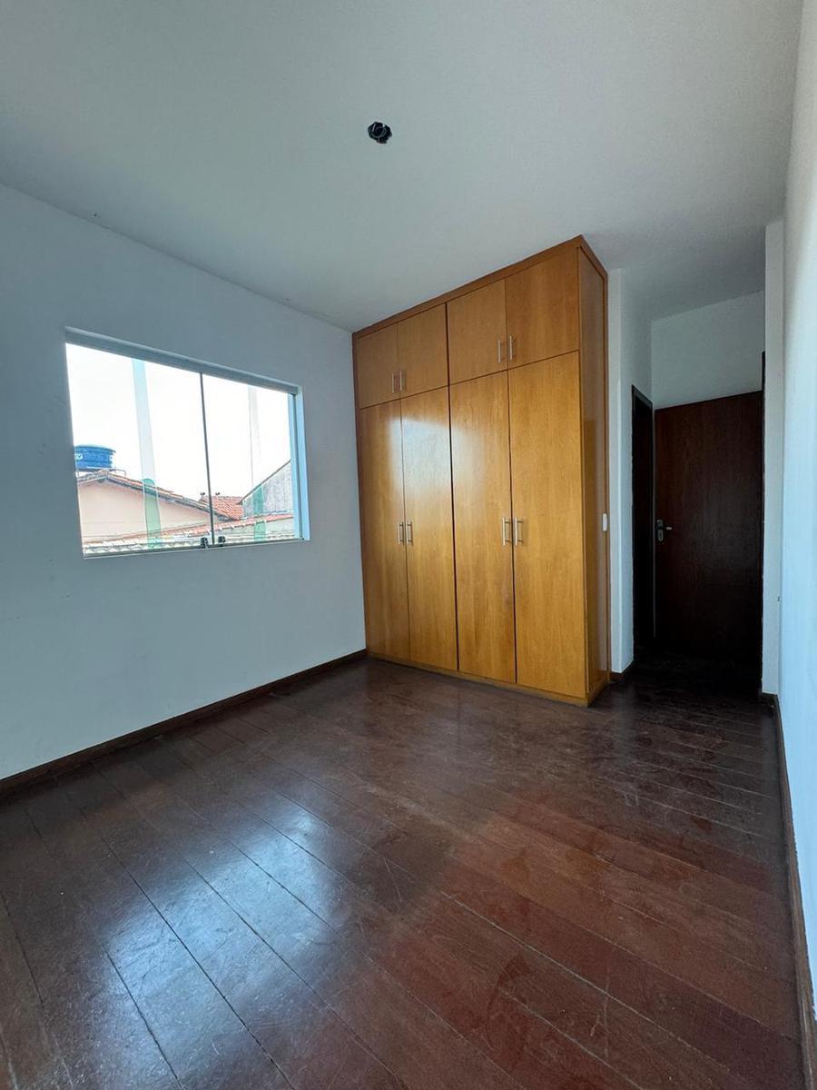 Casa, Santa Mônica, 4 Quartos, 6 Vagas, 2 Suítes