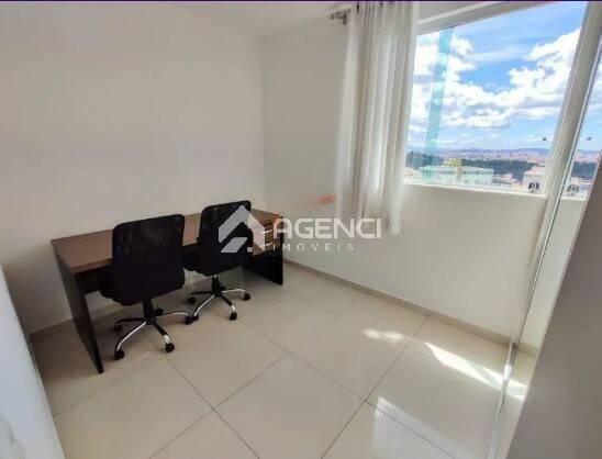 Apartamento, Cabral, 2 Quartos, 0 Vaga, 1 Suíte
