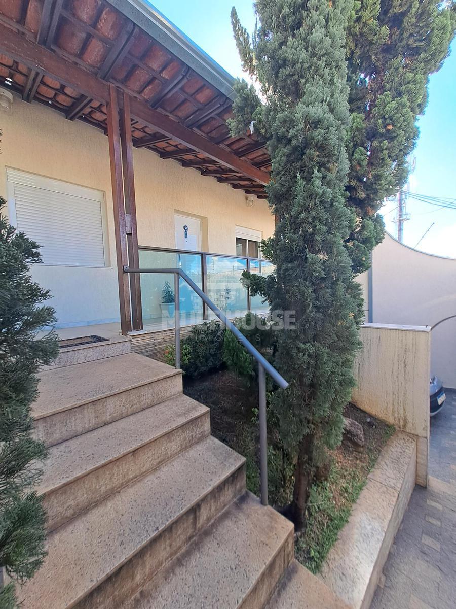 Casa, Carlos Prates, 3 Quartos, 2 Vagas, 1 Suíte