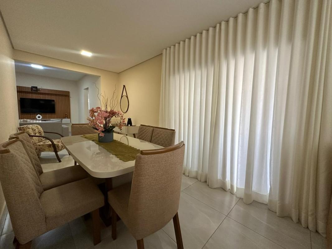 Casa, Barreiro, 2 Quartos, 2 Vagas, 1 Suíte