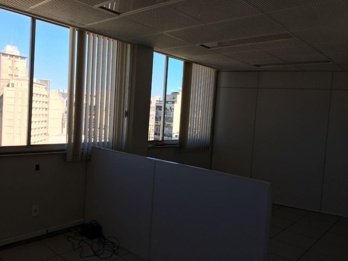 Andar, Centro, 1 Quarto, 0 Vaga