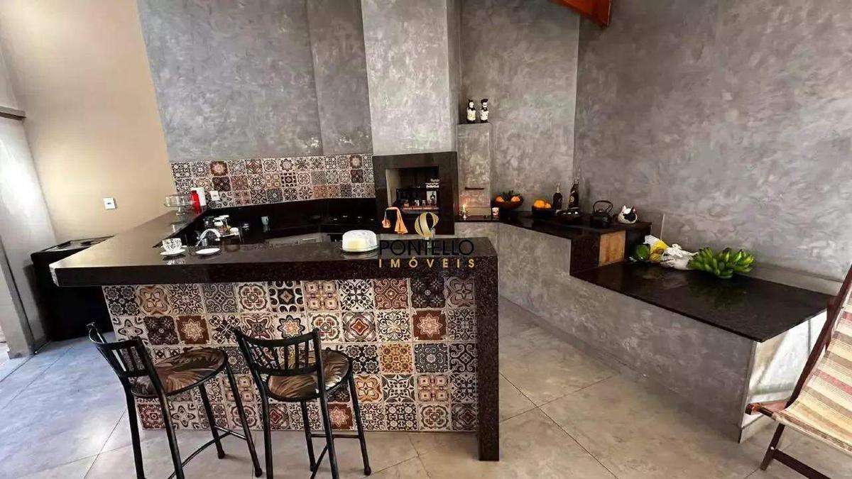 Casa, Nossa Senhora do Carmo, 3 Quartos, 2 Vagas, 1 Suíte