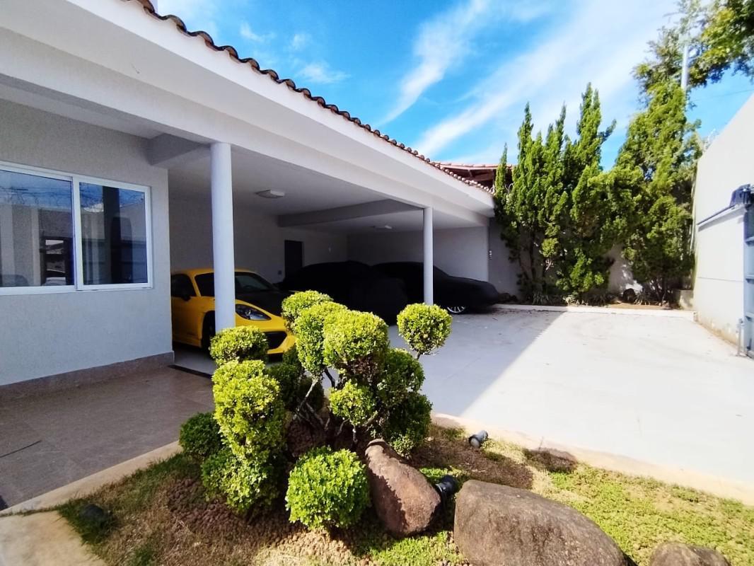Casa, Bandeirantes (pampulha), 4 Quartos, 6 Vagas, 4 Suítes