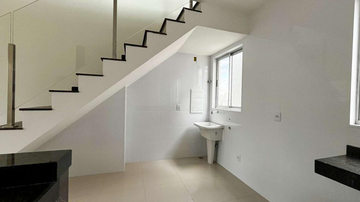 Cobertura, Vila Paris, 2 Quartos, 3 Vagas, 2 Suítes