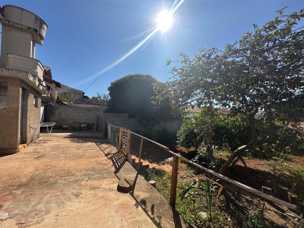 Casa, Centro, 3 Quartos, 1 Vaga, 1 Suíte