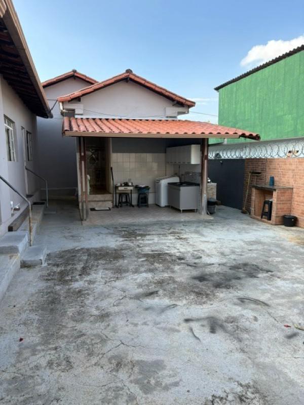 Casa, Renascença, 3 Quartos, 2 Vagas, 1 Suíte