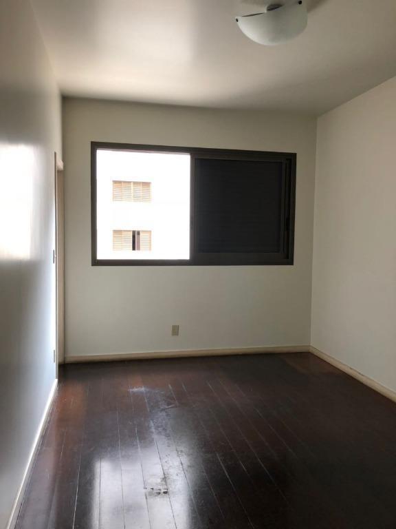 Apartamento, Funcionários, 4 Quartos, 3 Vagas, 2 Suítes