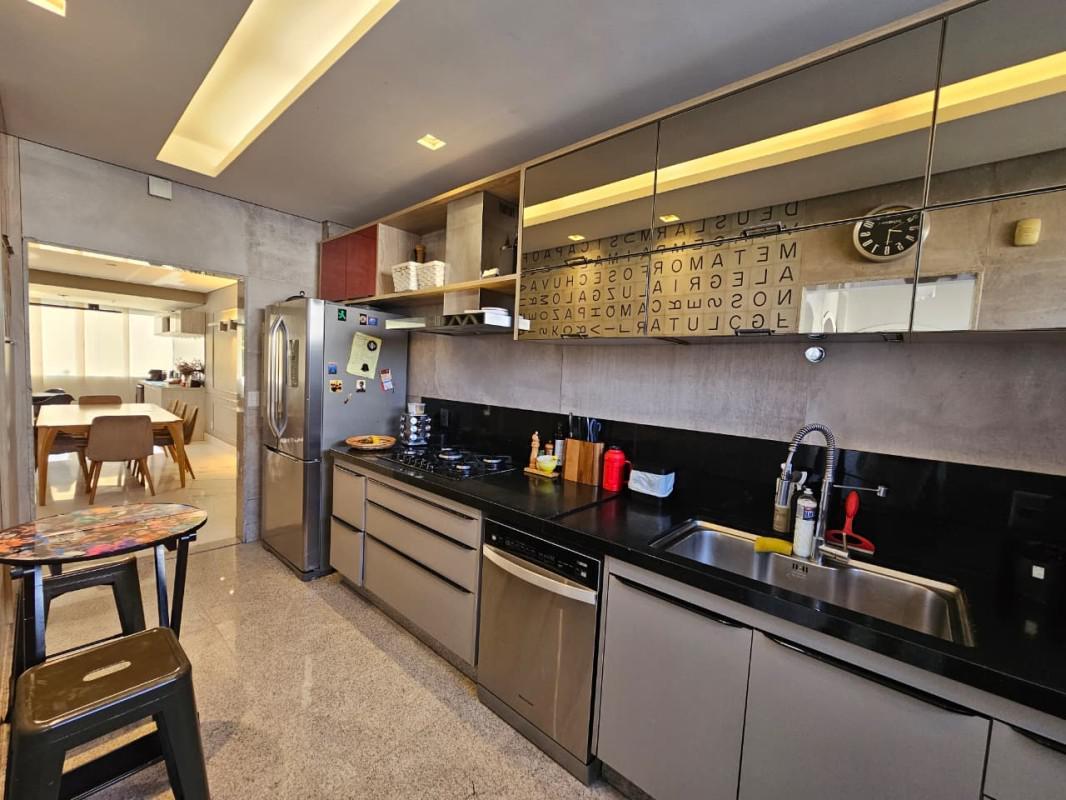 Apartamento, Luxemburgo, 4 Quartos, 3 Vagas, 1 Suíte