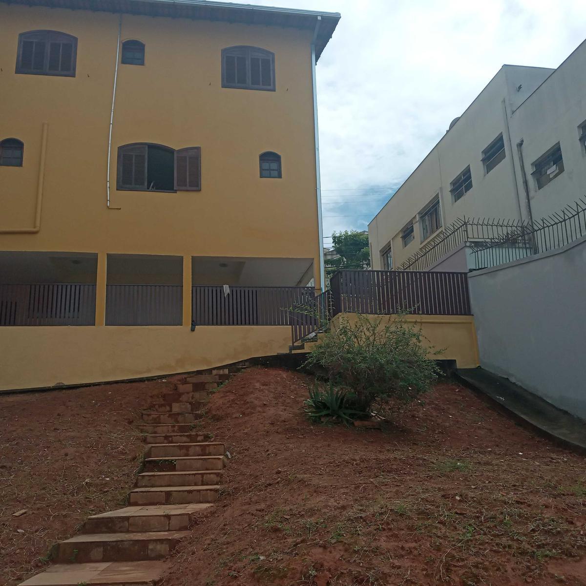 Casa, Floramar, 4 Quartos, 4 Vagas, 1 Suíte