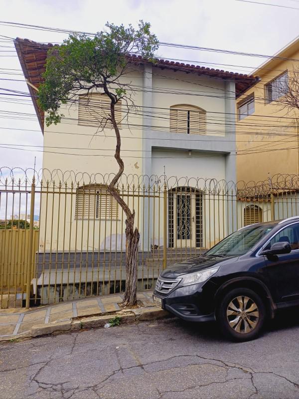 Casa, Carlos Prates, 7 Quartos, 8 Vagas