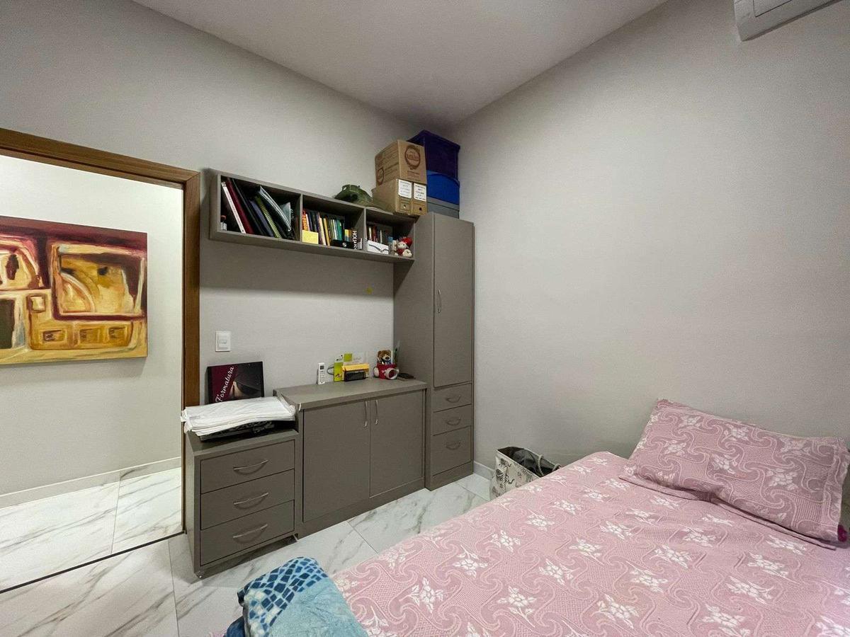 Casa, Santa Efigênia, 3 Quartos, 2 Vagas, 1 Suíte