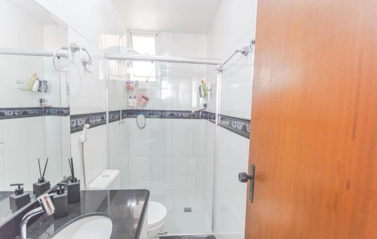 Apartamento, Sagrada Família, 2 Quartos, 2 Vagas