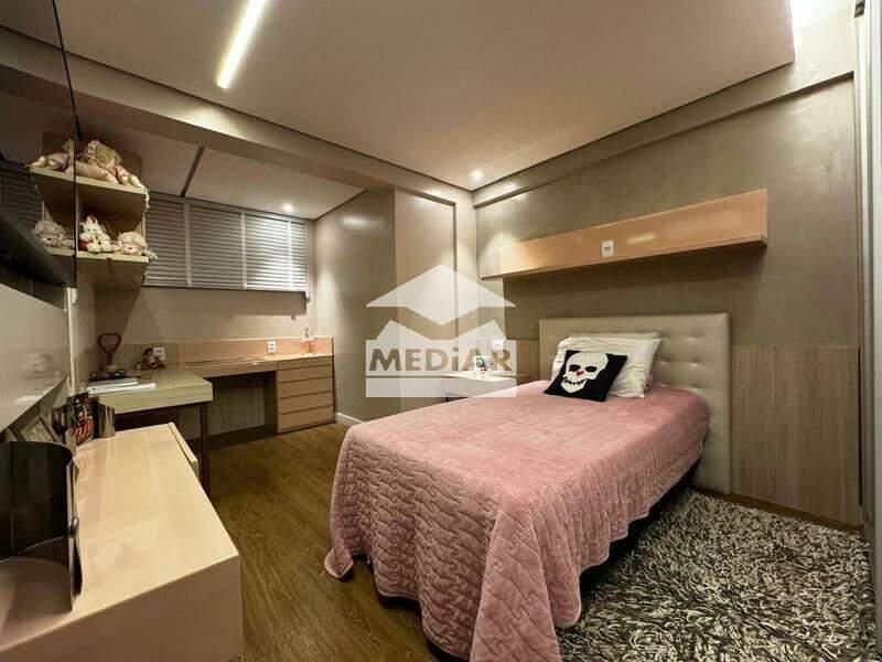 Apartamento, Castelo, 3 Quartos, 2 Vagas, 1 Suíte