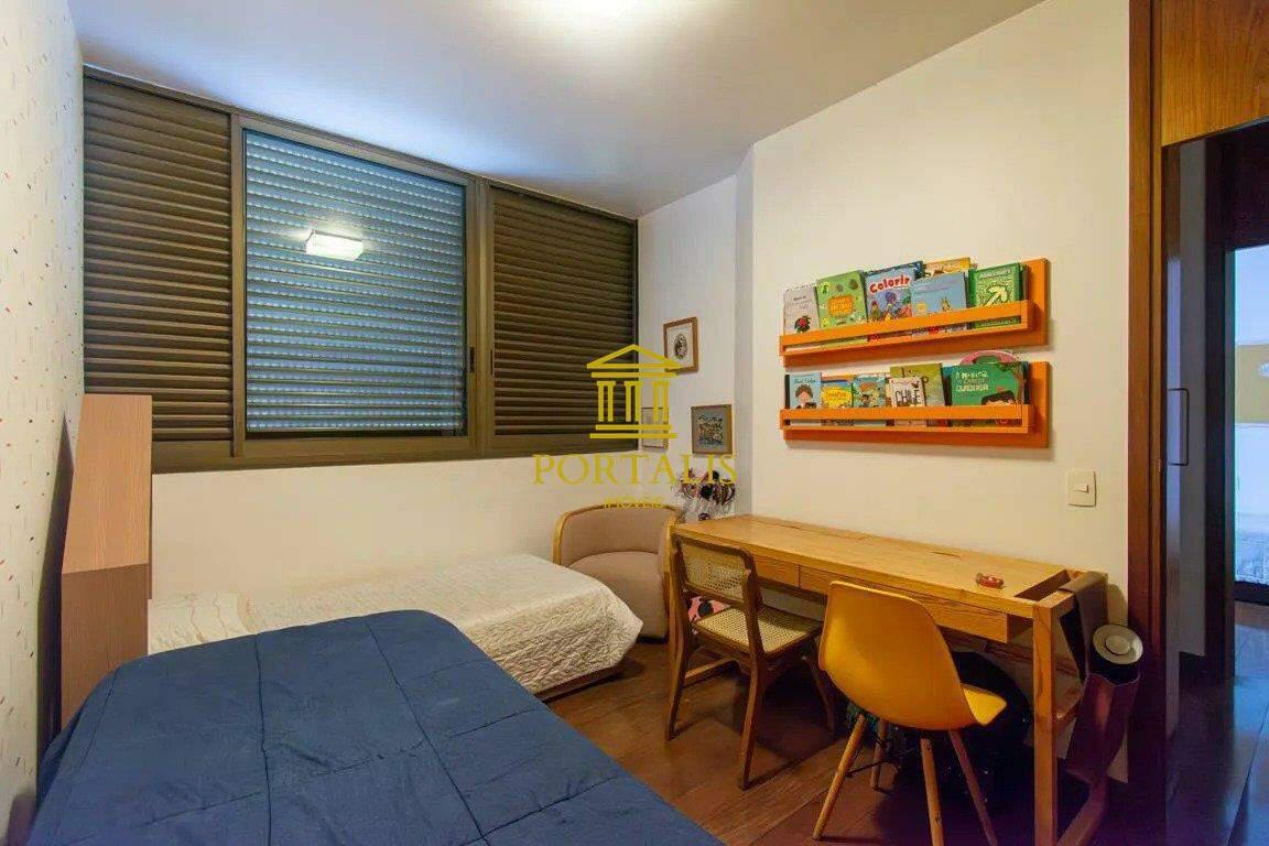 Apartamento, Serra, 4 Quartos, 3 Vagas, 2 Suítes