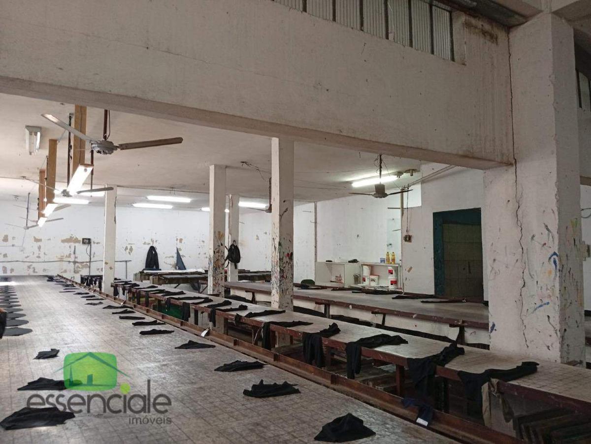 Casa Comercial, Eldorado, 5 Quartos, 6 Vagas, 1 Suíte