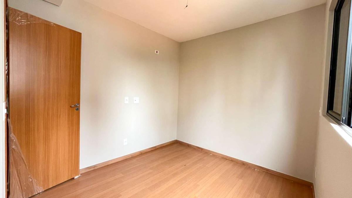 Apartamento, Funcionários, 2 Quartos, 1 Vaga