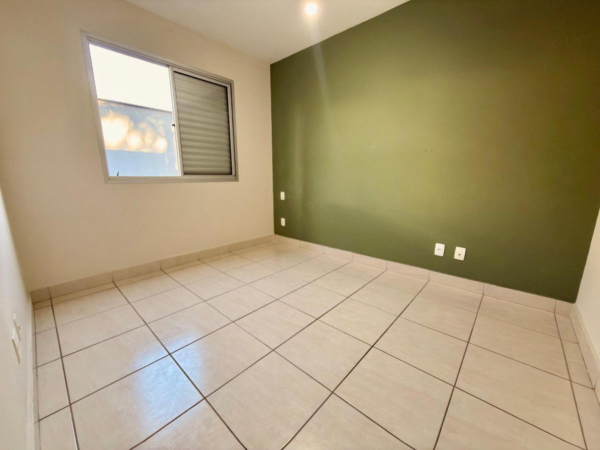 Apartamento, Santa Mônica, 2 Quartos, 1 Vaga