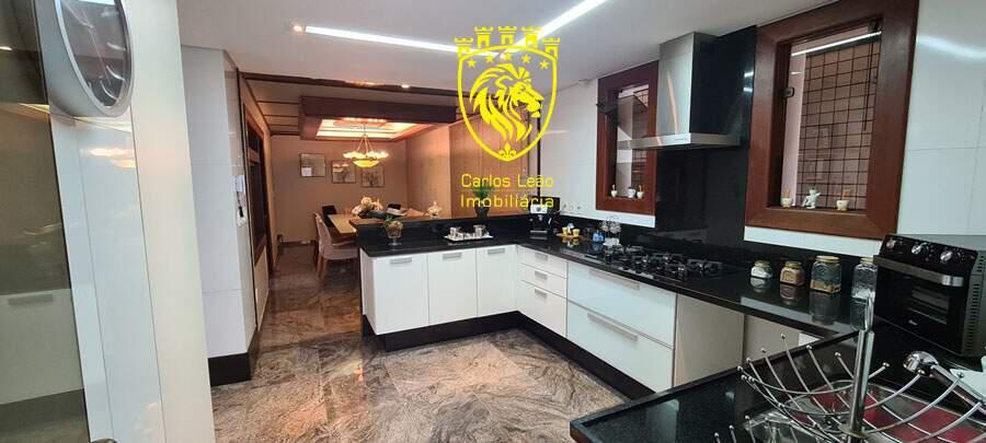 Casa, Cidade Nova, 4 Quartos, 5 Vagas, 1 Suíte