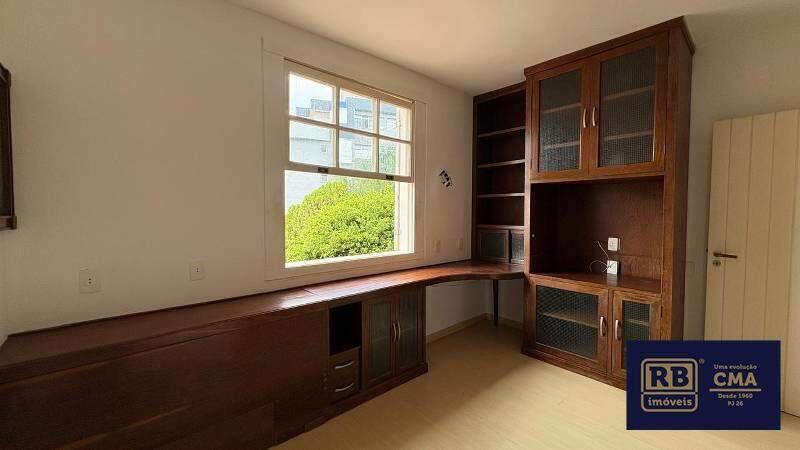 Casa, Vila Paris, 4 Quartos, 4 Vagas, 2 Suítes