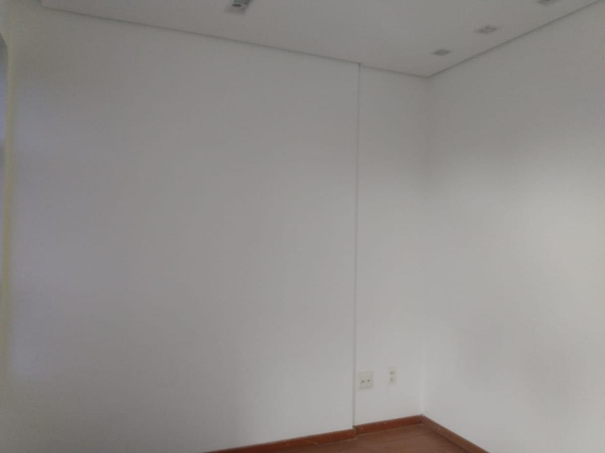 Sala, Barro Preto, 0 Quarto, 0 Vaga
