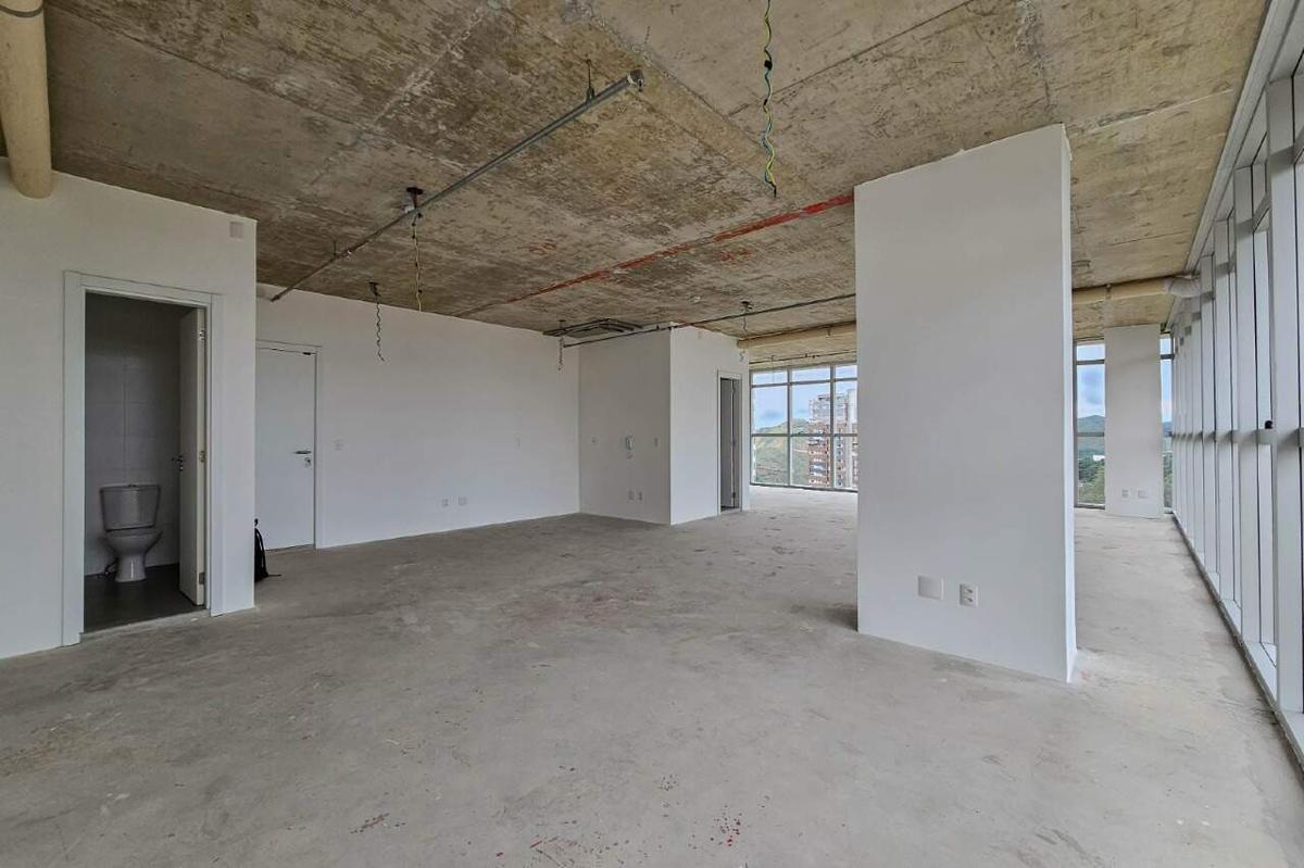 Sala, Vale do Sereno, 0 Quarto, 0 Vaga