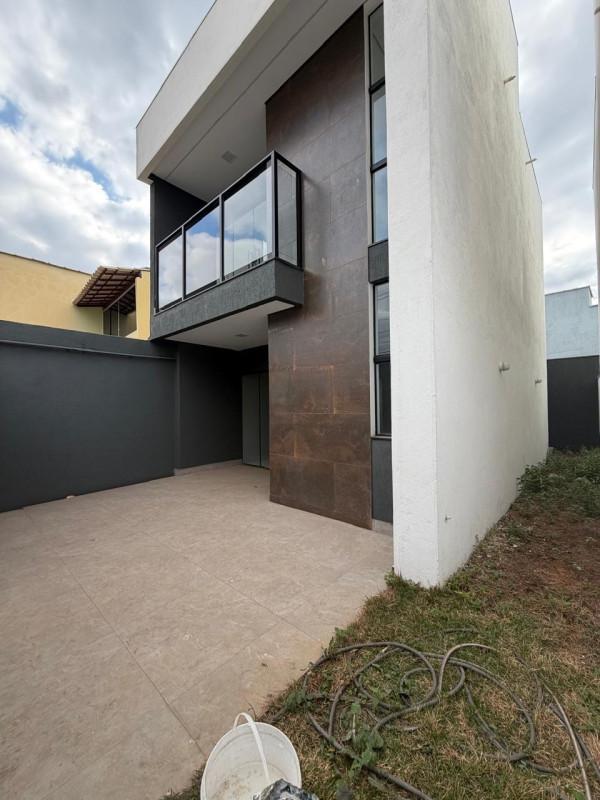 Casa, São Pedro, 3 Quartos, 2 Vagas, 1 Suíte