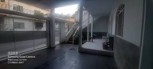 Casa, Centro Sul, 4 Quartos, 2 Vagas, 2 Suítes