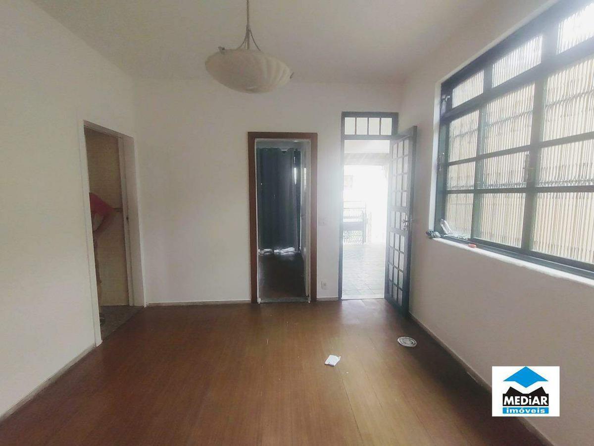 Casa, Colégio Batista, 6 Quartos, 4 Vagas, 2 Suítes