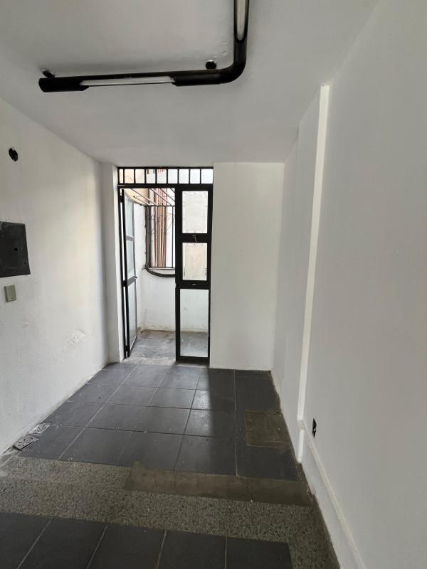Andar, Sagrada Família, 0 Quarto, 0 Vaga