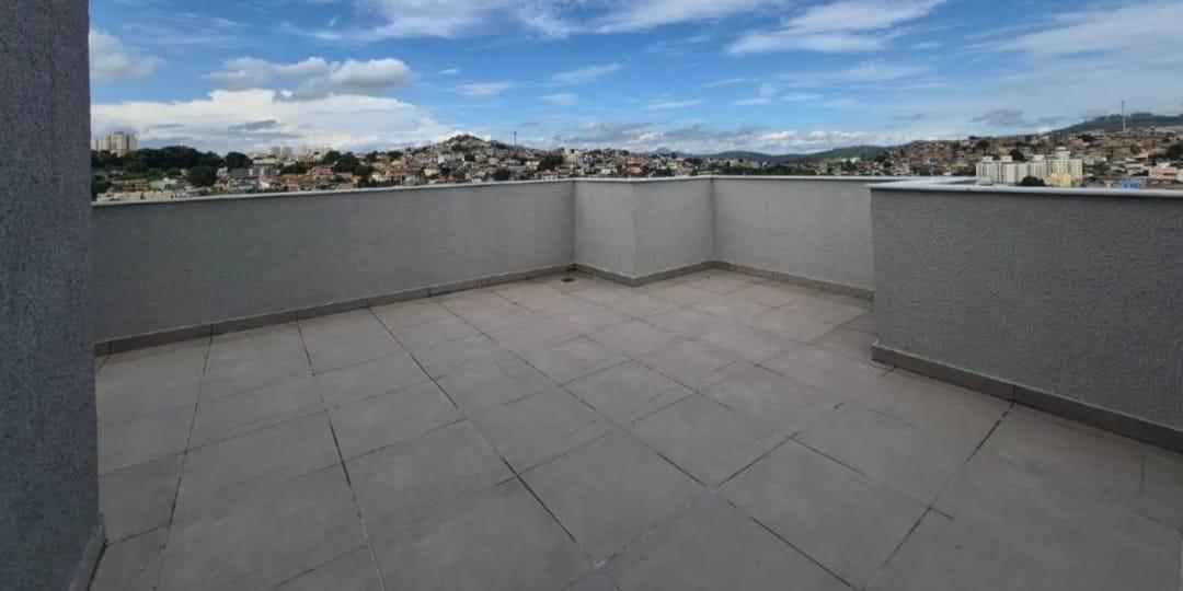 Cobertura, Esplanada, 2 Quartos, 2 Vagas, 1 Suíte