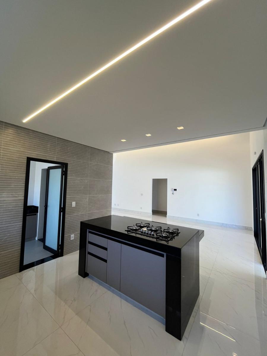 Casa, Joá, 3 Quartos, 4 Vagas, 3 Suítes