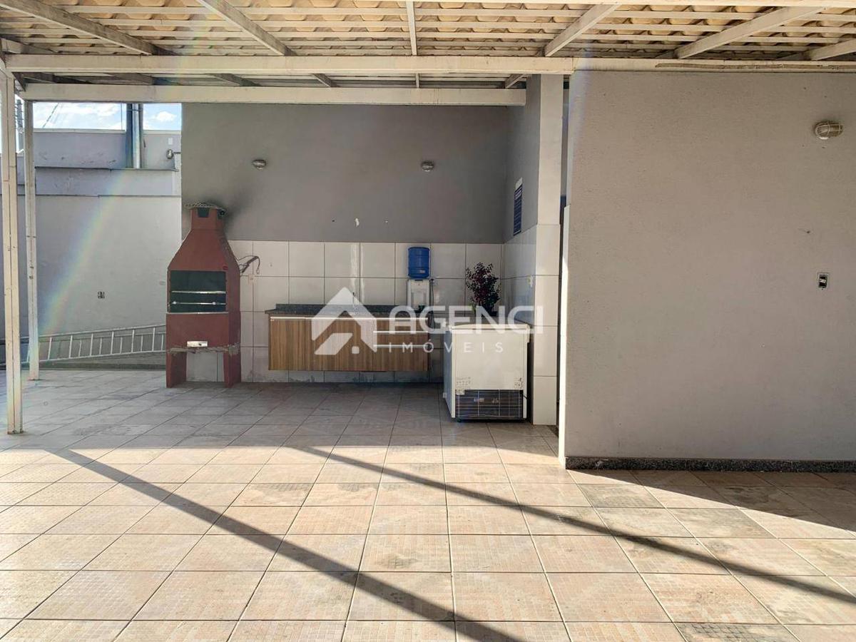 Apartamento, Cândida Ferreira, 3 Quartos, 0 Vaga, 1 Suíte